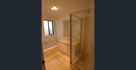 Spacious, Stylish & Family-Friendly Home in Prime Location! - Photo 2