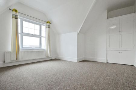 2 bedroom maisonette to rent - Photo 2