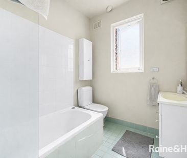 Well-Located One-Bedroom Apartment - Photo 1