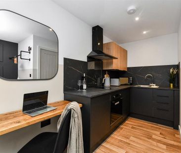 Studio to rent - Photo 6