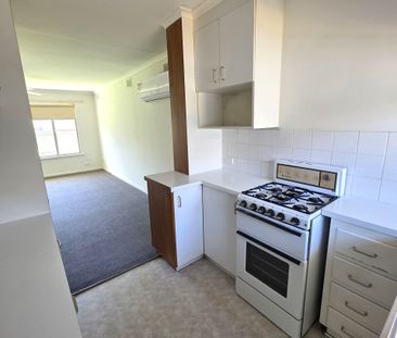 Your Perfect 2 Bedroom Home Awaits! - Photo 5