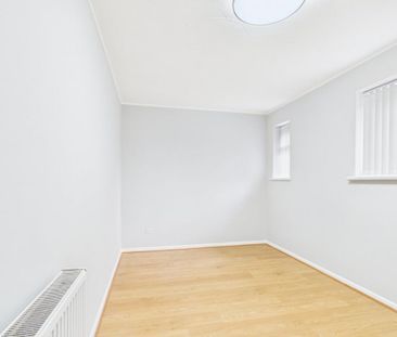 4 bedroom terraced house to rent - Photo 6