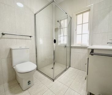 Modern 2-Bedroom Unit in Prime Moorooka Location - Photo 1