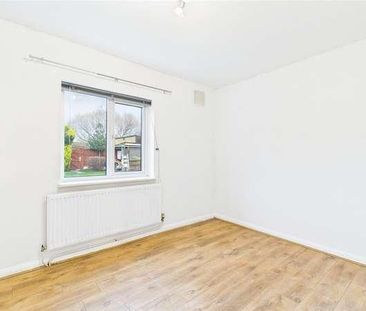 Western Avenue, Dagenham, RM10 - Photo 5
