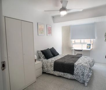 Carrer Castell de Cullera, Valencia, Valencian Community 46017 - Photo 6