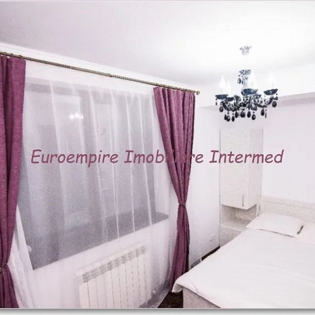 De inchiriat vila, zona Mamaia - Fotografie 1