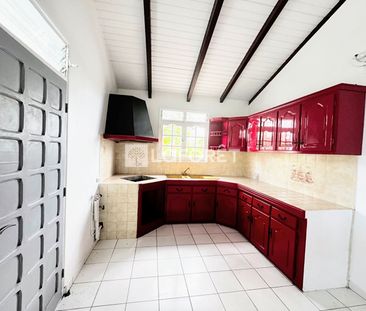 House - Photo 2