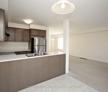 Townhouse For Lease | E8138340 - Photo 3