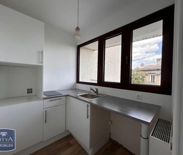 Location Appartement 1 pièce 28m² BORDEAUX 33800 - Photo 2
