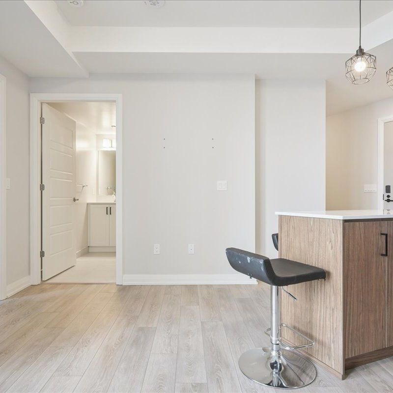 For Lease - 3006 William Cutmore Boulevard Unit# 220, Oakville, Ontario - Photo 1