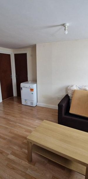 2 bedroom maisonette to rent - Photo 1