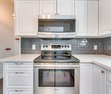 For Lease - 59 Mccraney Street, Oakville, Ontario - Photo 3