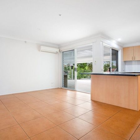 7 Carner Ct, Parkwood QLD 4214 - House For Rent | Domain - Photo 3