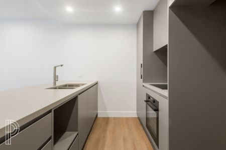 The Perfect 1-bedroom apartment in Phillip - Photo 2