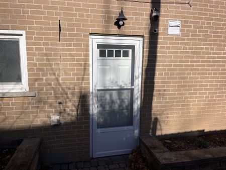 For Lease - 661 Conacher Drive Unit# lower, Toronto, Ontario - Photo 5