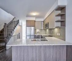 Condo Townhouse For Lease | C8459986 - Photo 1