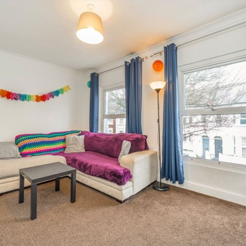 Cobbold Road, W12, London - Photo 1
