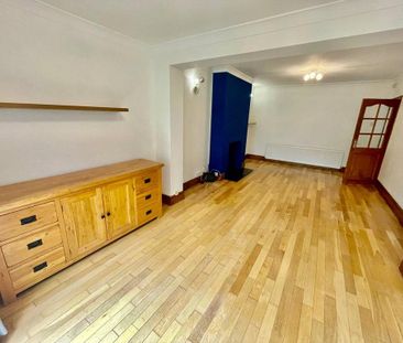 3 bedroom bungalow to rent - Photo 1