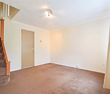 Well-presented two bedroom terraced house to let in the popular vil... - Photo 3