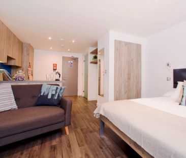 Premium Studio Floor 3-4 - Photo 4