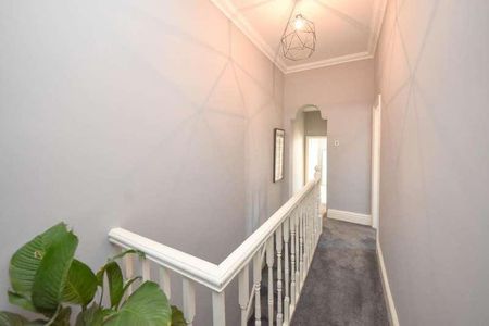 Graham Road, Salford, M6 - Photo 5