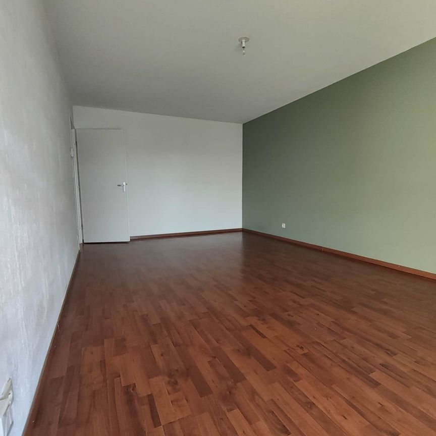 NANCY KINEPOLIS BEL F2 DE 55 M2 AVEC BALCON SUR BOULEVARD DE LA MOTHE - Photo 1