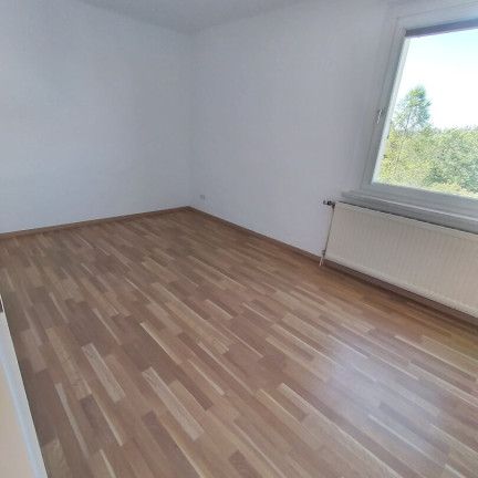tolle 2 Zimmer Wohnung, extra Küche - Foto 1