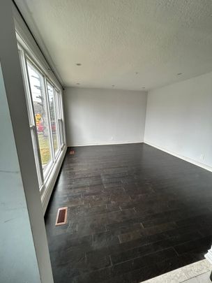 For Lease - 7 Strode Drive, Toronto, Ontario - Photo 1