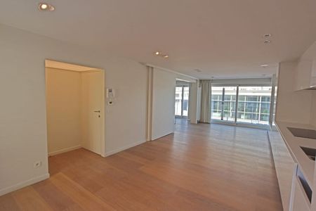 Appartement te huur - Foto 2