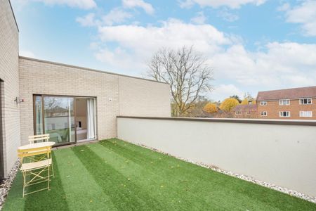 3 bedroom Flat To Let Total Size: 1471 SQ FT - Photo 4