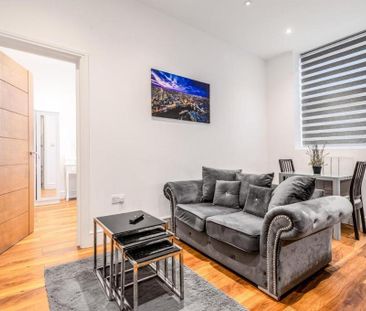 1 bedroom flat to rent - Photo 1