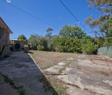 Living For Location - Photo 3
