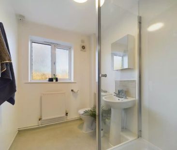 6 Bedroom House - Photo 5