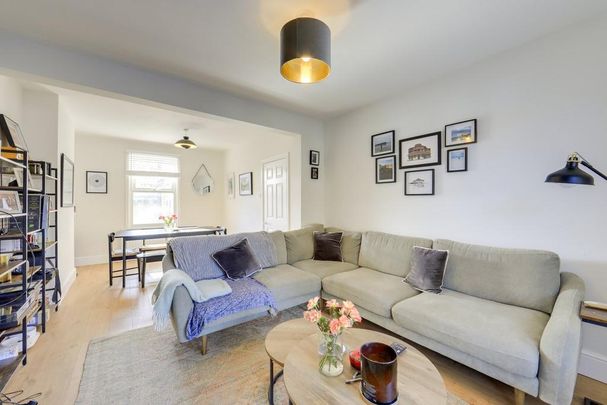 2 bedroom terraced house to rent - Photo 1