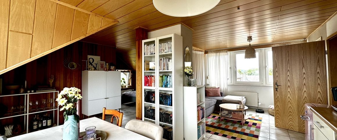 Klein - Fein - Mein Dachgeschoss Wohnung inkl. Einbauküche zu mieten. - Photo 1