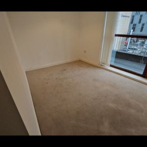 1 Bed Flat, Bridgewater Street, M3 - Photo 3