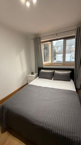 1 bedroom in a flat share to rent - Photo 3