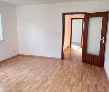 Helle 2-Zimmer-Wohnung mit Balkon und Parkplatz in Hainichen - Foto 3