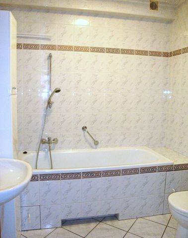 Warszawa, Aleje Jerozolimskie - Photo 2