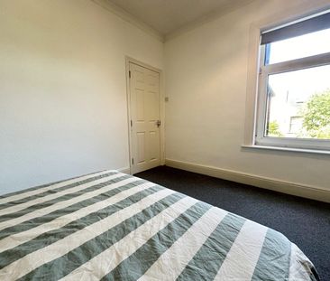 Rooms to rent, Guest Road, Sheffield, S11 8UJ - Photo 2