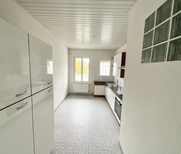 Appartement de 3.5 pièces avec balcon et cheminée - Foto 4