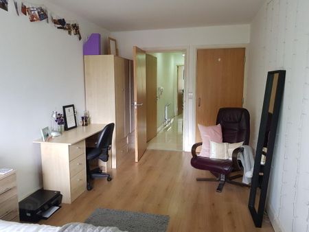 Unit 2, 19 Eglantine Avenue, Belfast, BT9 6DW - Photo 2