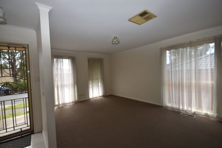 1/A Bathurst Street, Mooroolbark - Photo 5