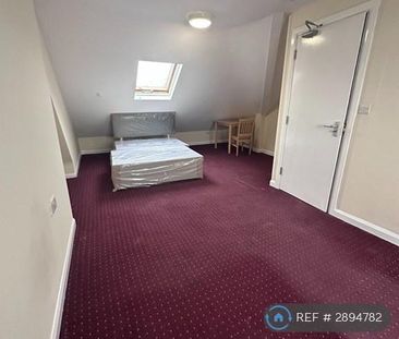 1 bedroom in a house share to rent - Photo 1