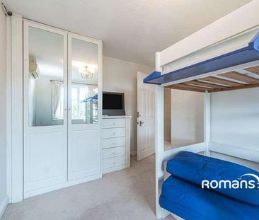 Heron Island, Caversham, Reading, RG4 - Photo 4