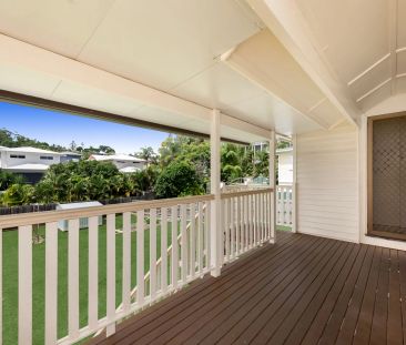 Charming Low-Maintenance Home in Quiet Holland Park West Street - Photo 6