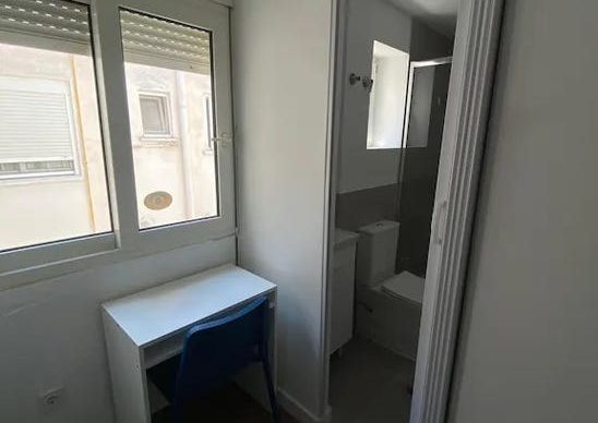 Carrer San Edesio, Manises, Valencian Community 46940