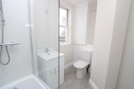 Victoria Road, Brighton - Photo 2