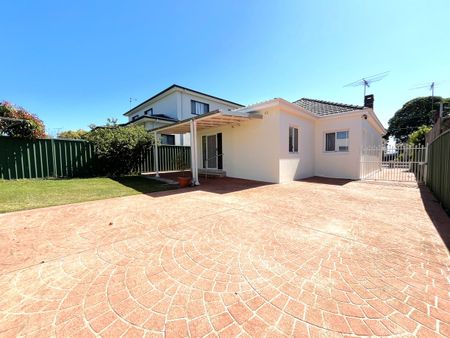 21 Wilson Street, Kogarah, NSW 2217 - Photo 3