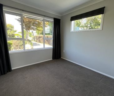 215 Avonhead RdAvonhead - Photo 2